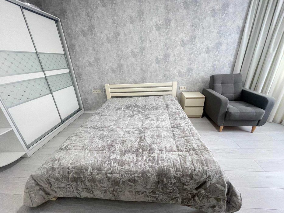 Стильна 1-кімнатна квартира у ЖК “Софія Сіті”, вул. Молодіжна, 5