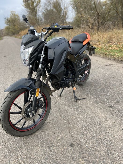 Продам момрцикол спарк 200