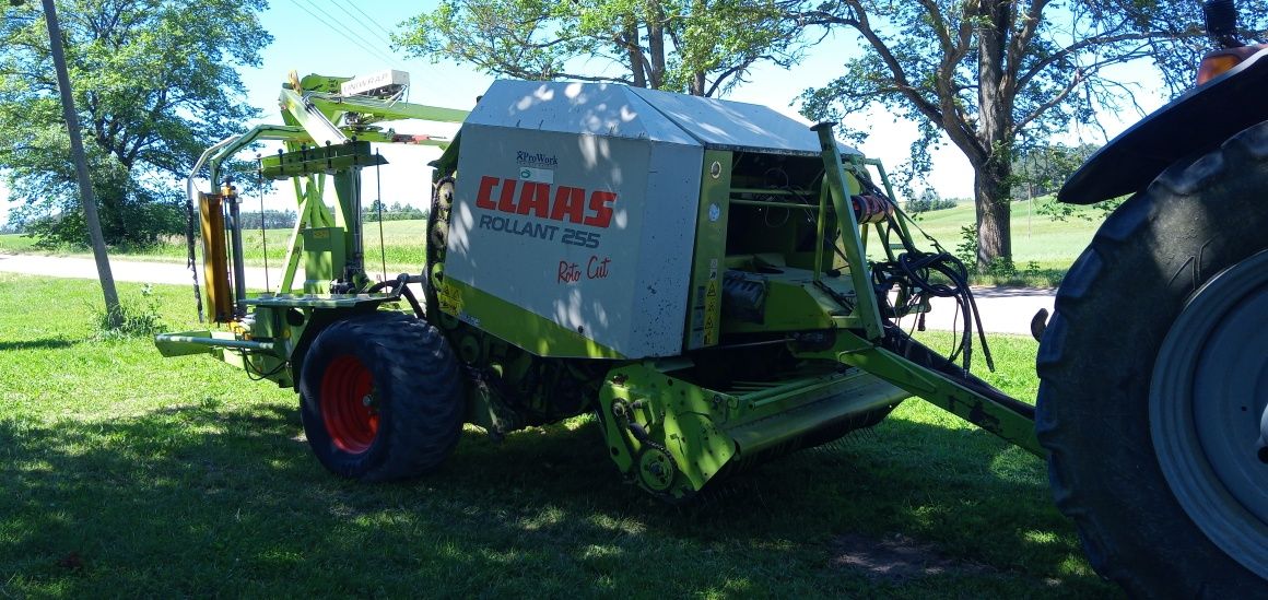 Claas Rollant 255 Prasoowijarka