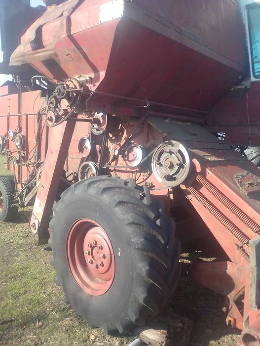 продам комбаин нива