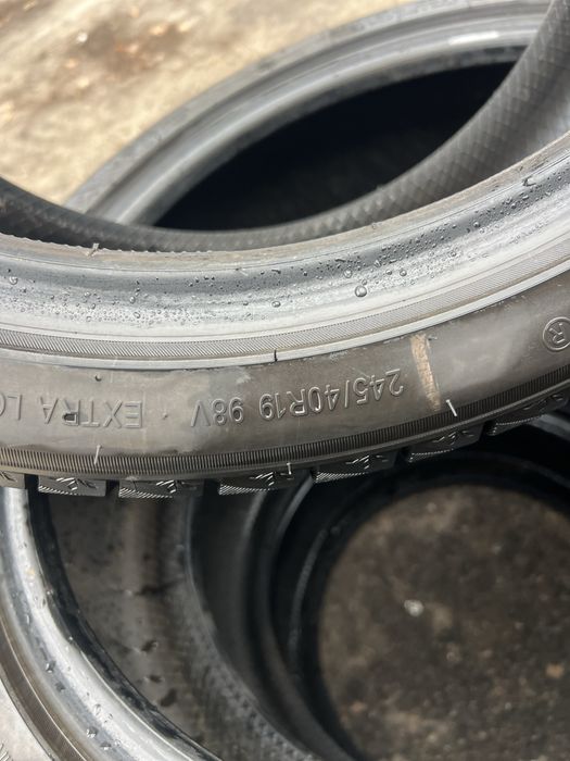 Продам разноширокую Зиму Triangel Snowlink 245x40R19 275x35R19