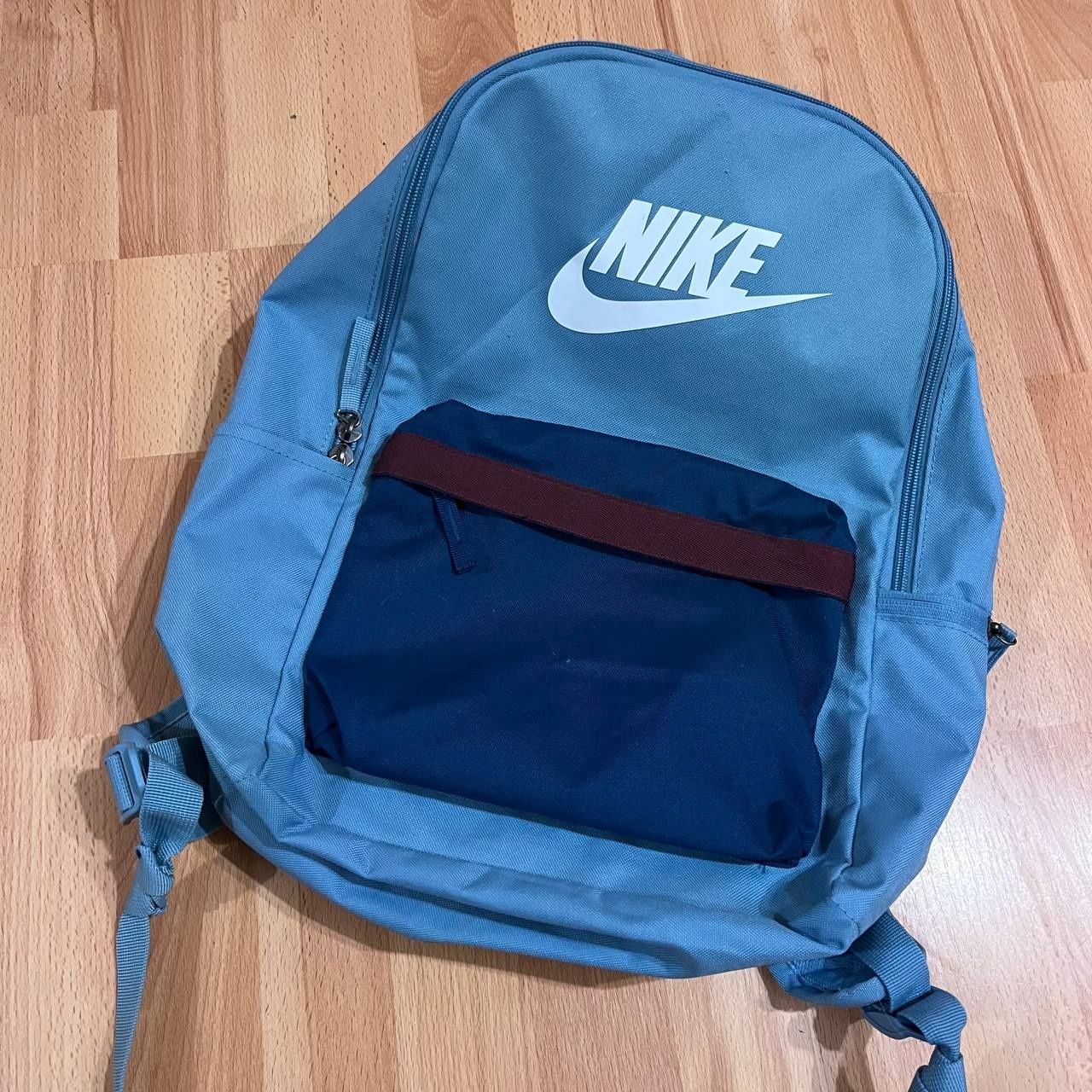 Спортивний рюкзак Nike Heritage сумка найк портфель
