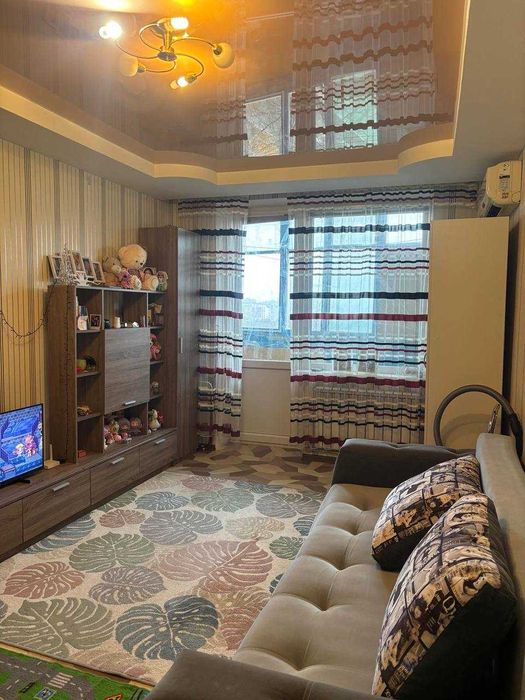 Продам 1к квартиру Метро Индустриальная Кап.ремонт. 5й\9ти