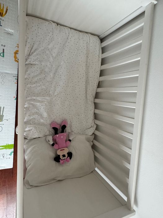 Berço+colchao+edredao+lencois