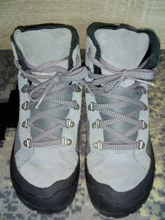 Buty dziecięce Quechua Waterproof r. 34 wkl.22,5 stan bardzo dobry