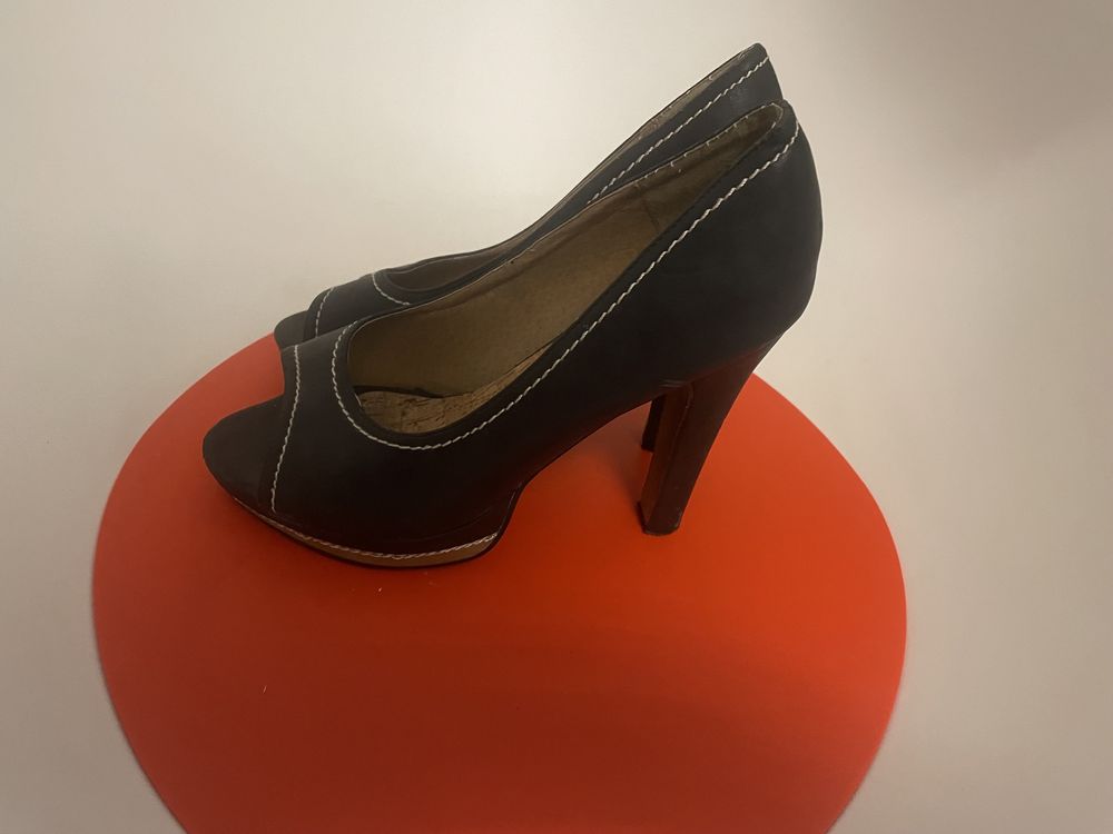 Eleganckie buty szpilki / słupek roz. 41  czarne