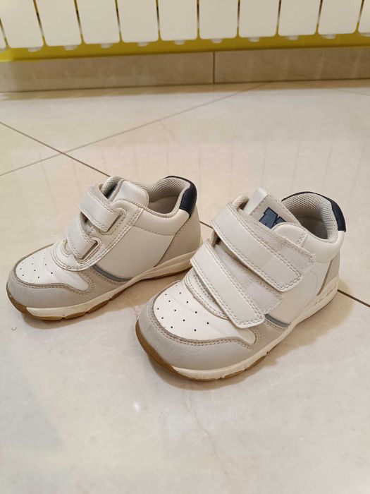 Buty dziecięce jesień wiosna rozmiar 24