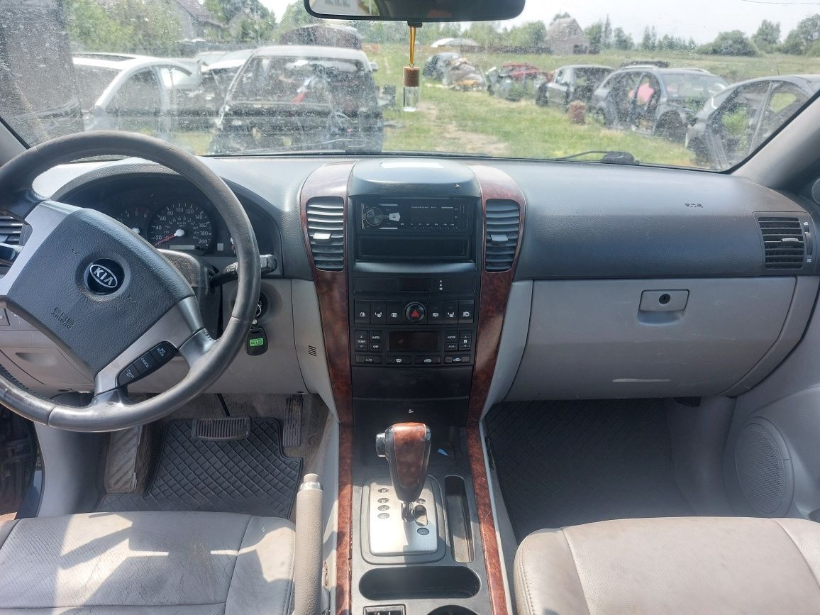 Разборка  Kia Sorento 2.5 diz.avt