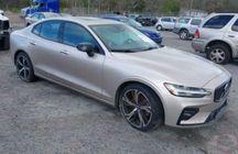 Двері передні задні праві VOLVO S60 III 2018-