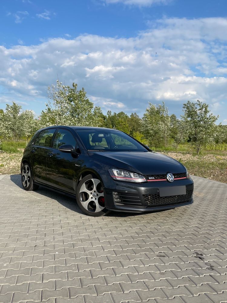 Volkswagen Golf Volkswagen Golf VII 2.0 TSI GTI DSG