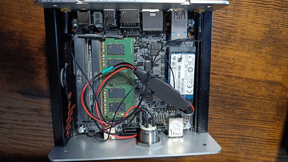 Komputer mini TX-TEAM pasywny gen7 7th i5-7200U RAM, SSD + PSU