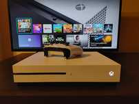 Konsola Xbox ONE S 500 GB + pad + kable