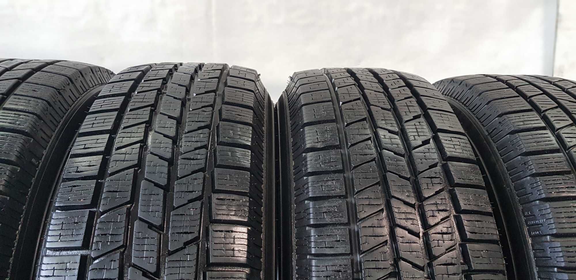 4× Pirelli Scorpion Ice & Snow 215/65R16 98T