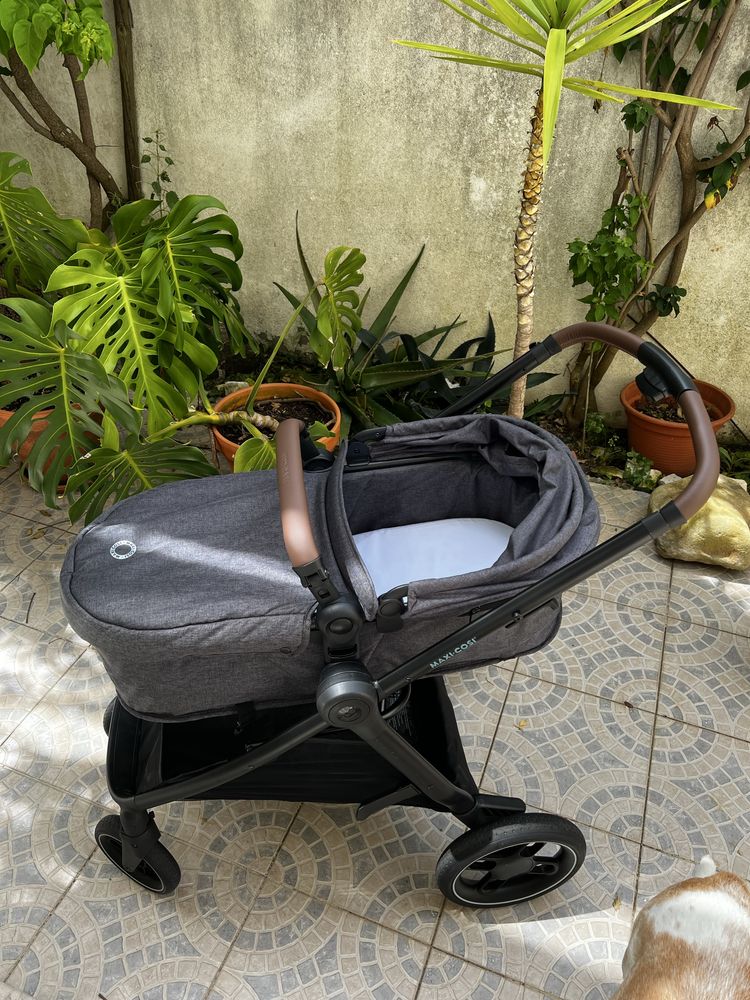 Carrinho Maxi Cosi Zelia 3 - pouco uso