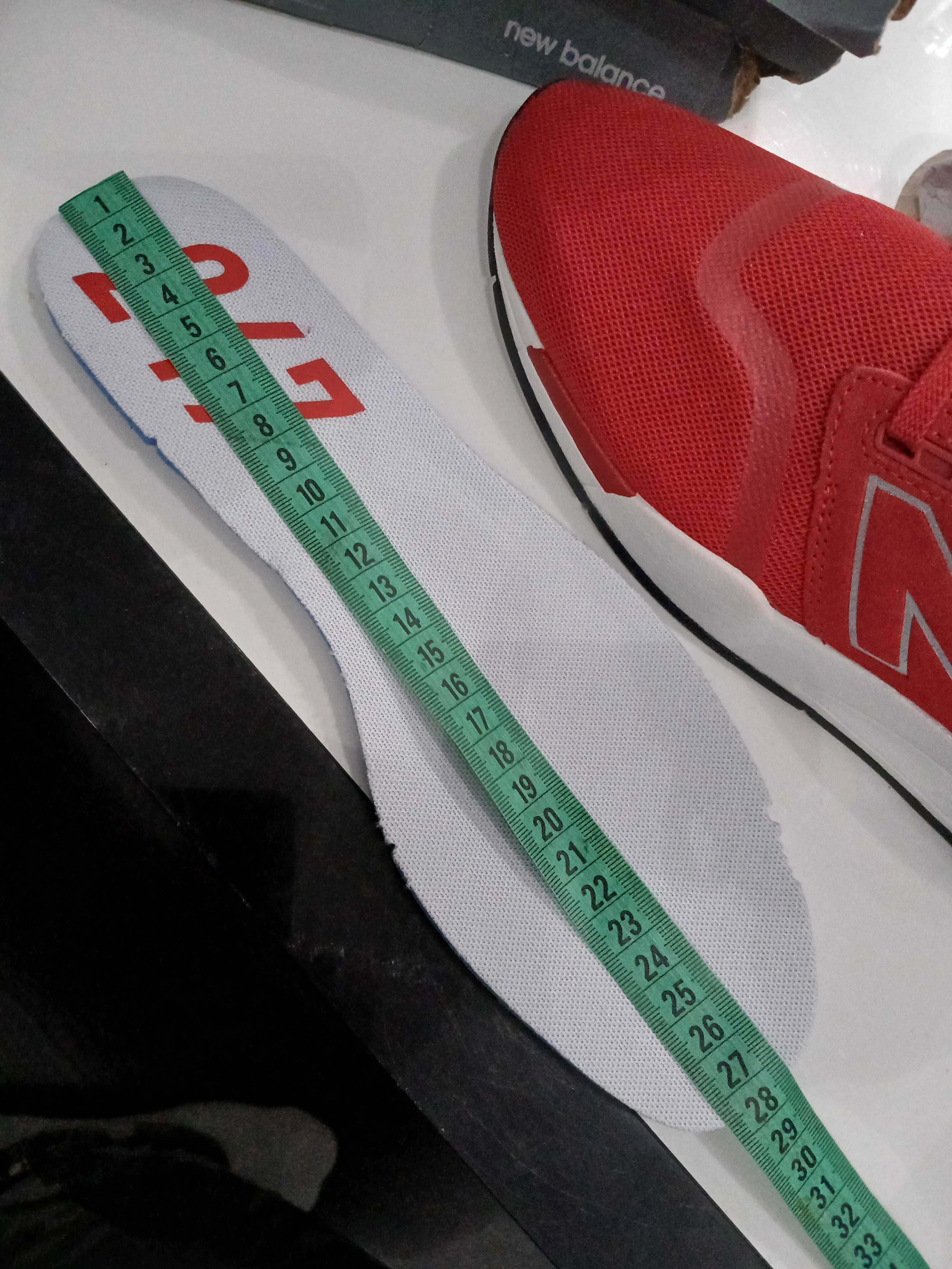 buty New Balance rozmiar 42.5 oryginalne super cena