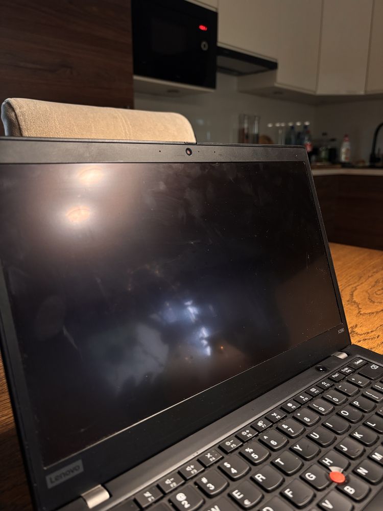 Lenovo Thinkpad X390 i5-8365U 13,3"