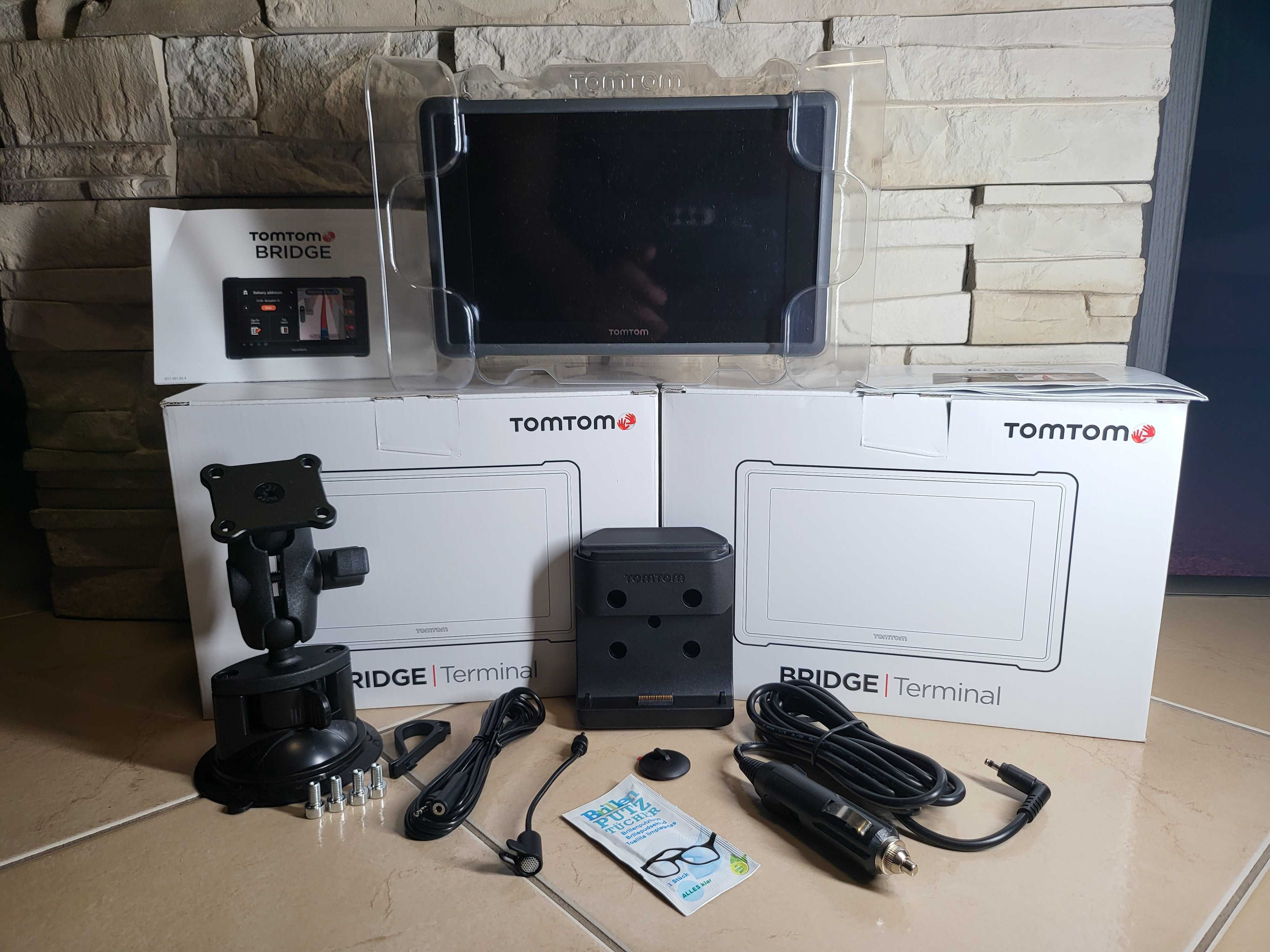 Uchwyt przyssawka na szybę do TomTom Bridge i do modelu 8475