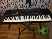 Keyboard Roland E-28 Klawiatura MIDI inteligentnym syntezatorem