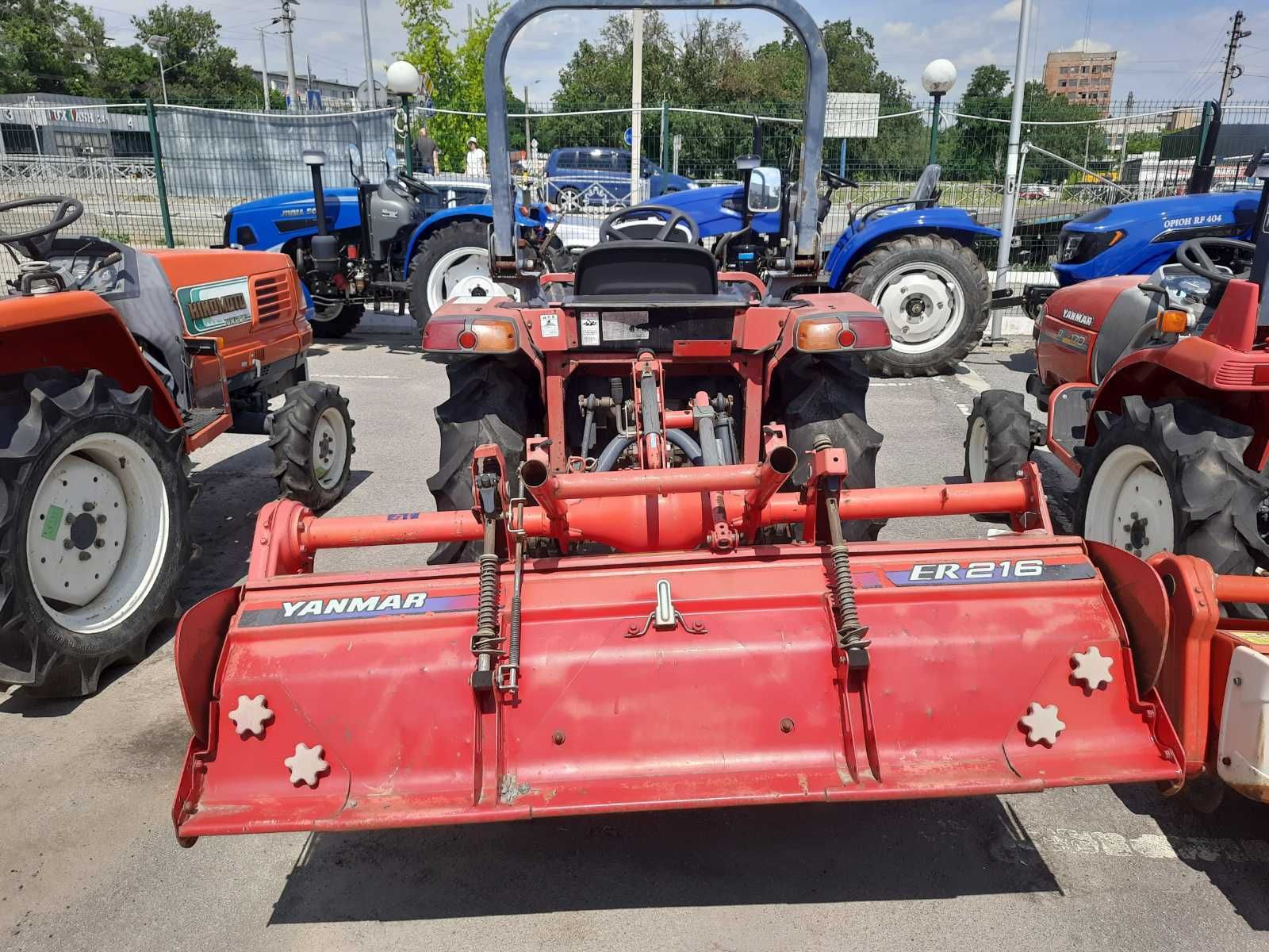 Міні трактор YANMAR AF-250