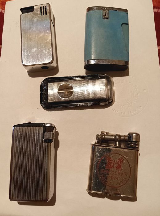 Isqueiros antigos vintage