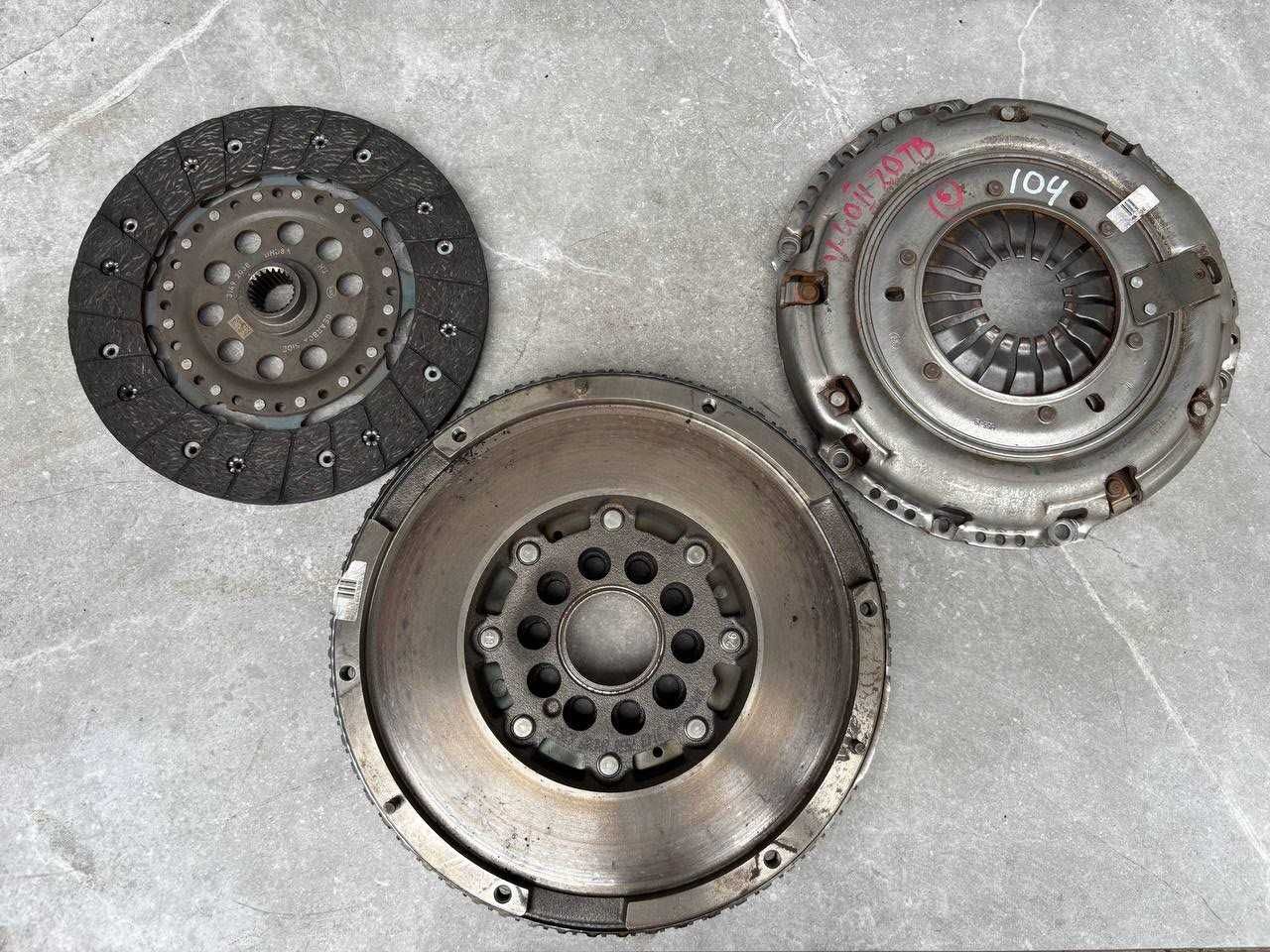 Комплект зчеплення Демпфер Volvo S60 V60 V70 V40 2.0 T4