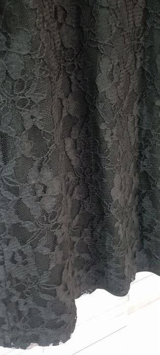 Sukienka koronkowa Papaya