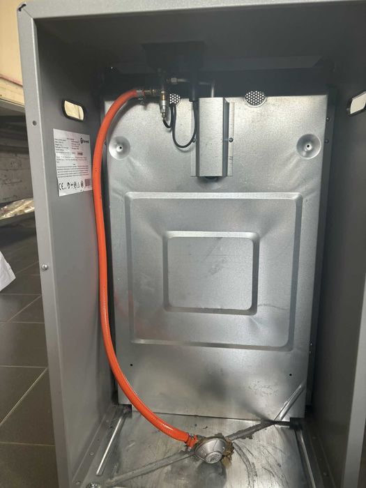 Włoski piecyk gazowy katalityczny CAMILLA 3100