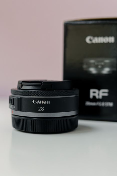 Canon RF 28 f2.8 обʼєктив