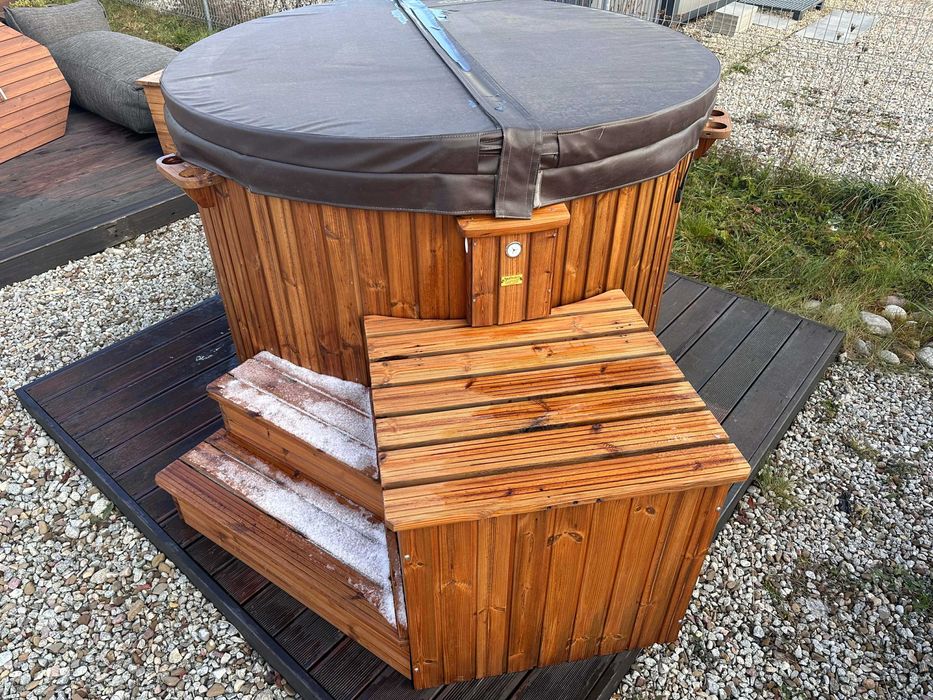 Balia Ogrodowa z Hydromasażem – Best Electric & Arctic – ODNOVIONA