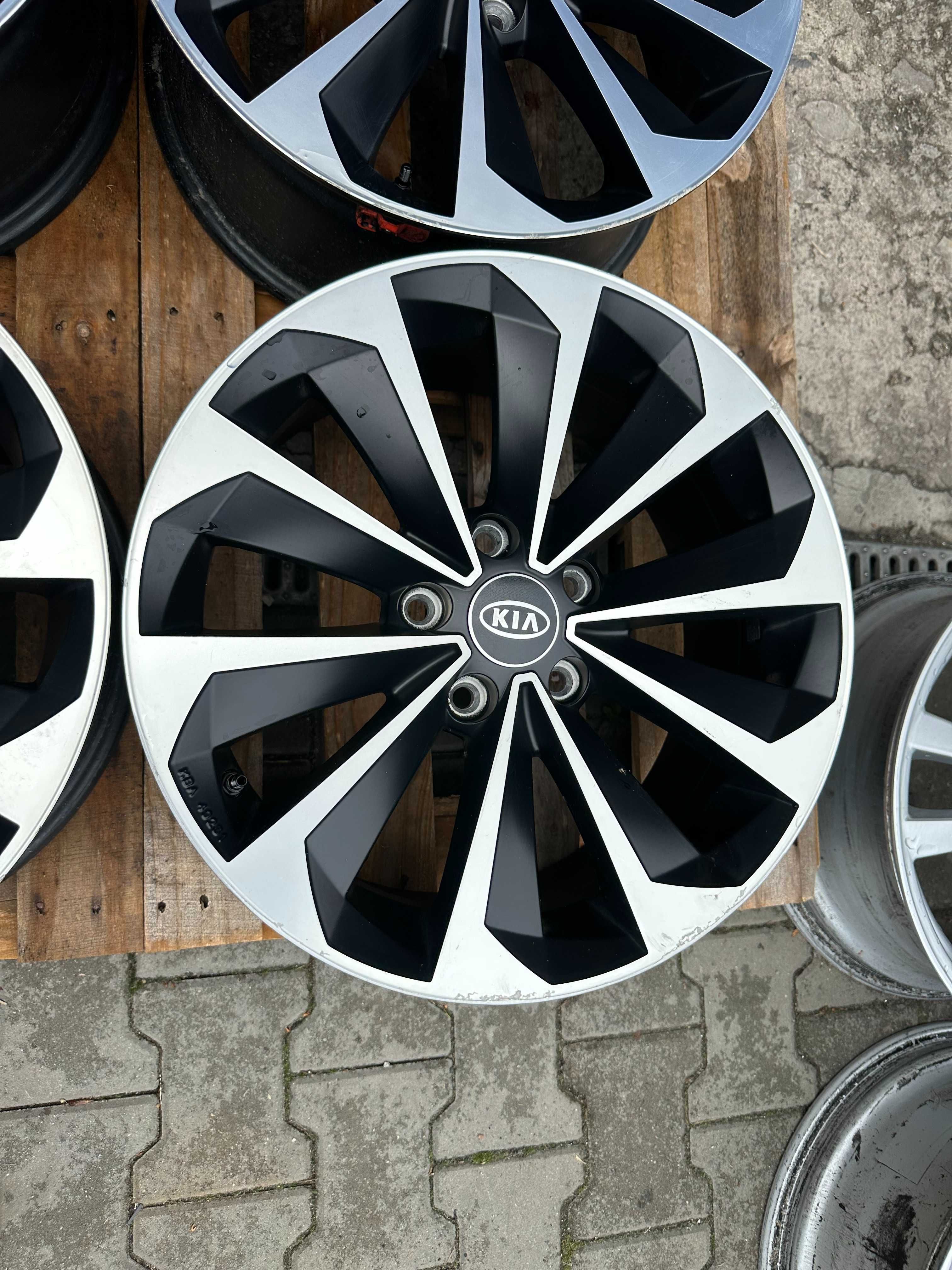 5x114,3 7,5j x 17" et47 Kia Hyundai Super stan z czujnikami