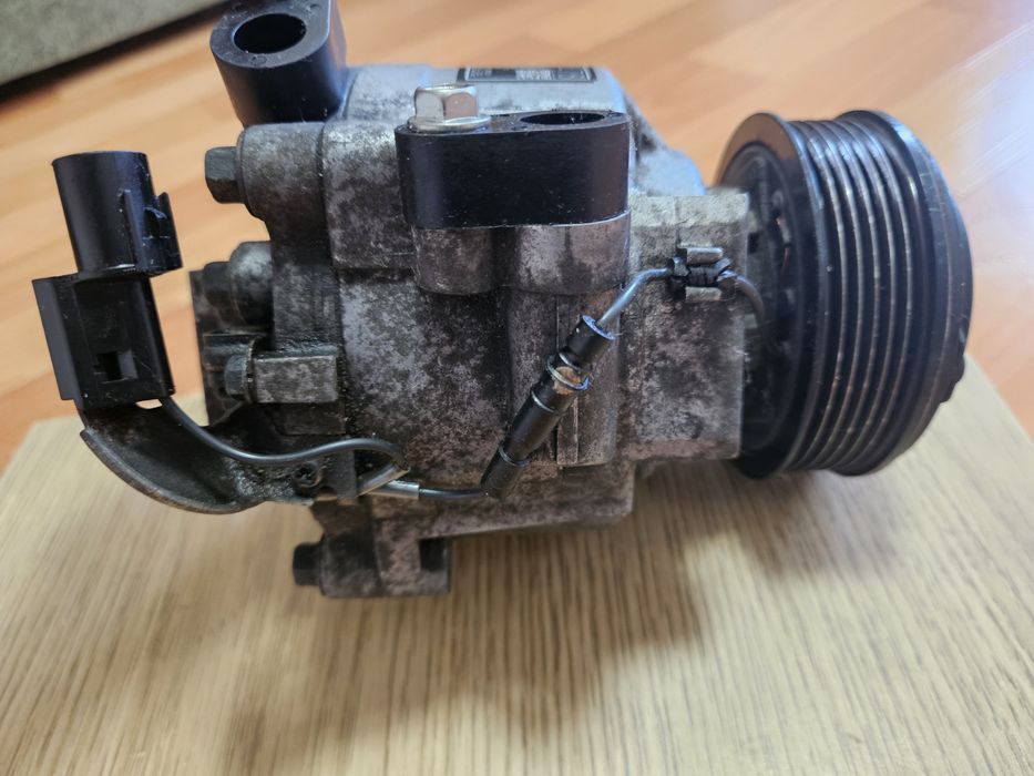 Компресор кондиціонера QS90 в Mitsubishi Outlander, ASX, Lancer