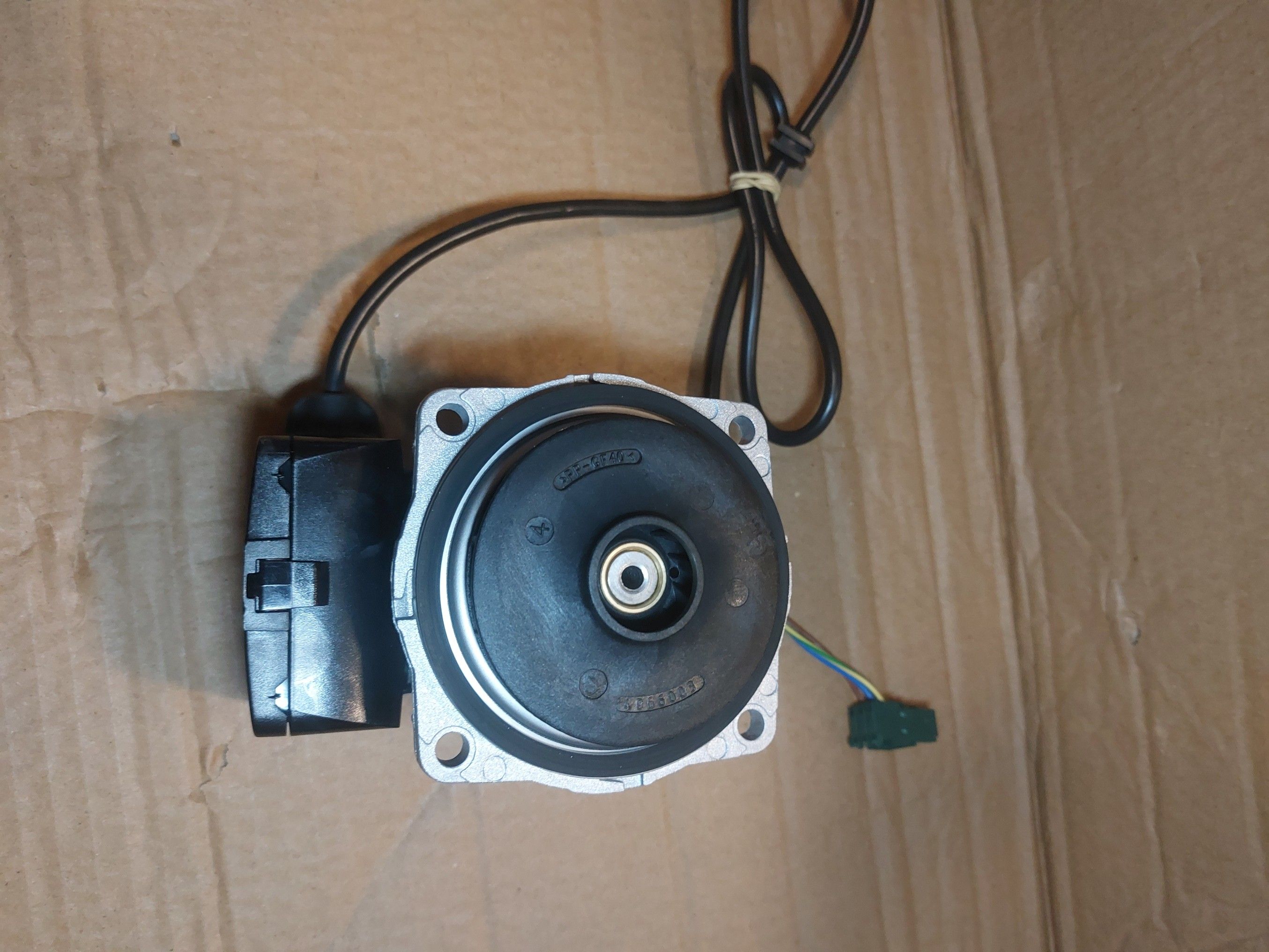 Silnik serwisowy motor Wilo Vaillant VHSL 15/6 HE-2 VASL 15/6