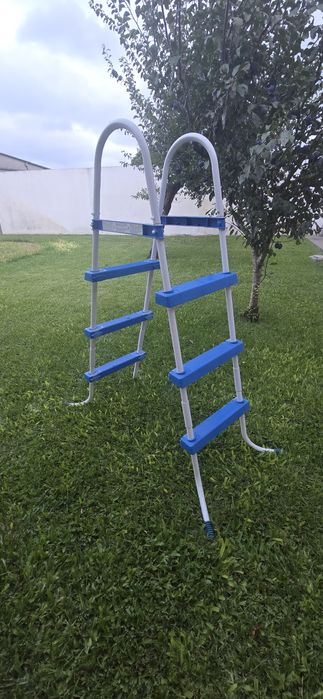 Escada para piscina