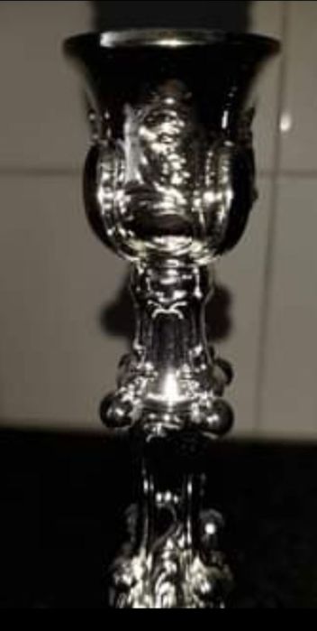 Castiçal Vintage prateado pequeno 17 cms novo em estado impecável