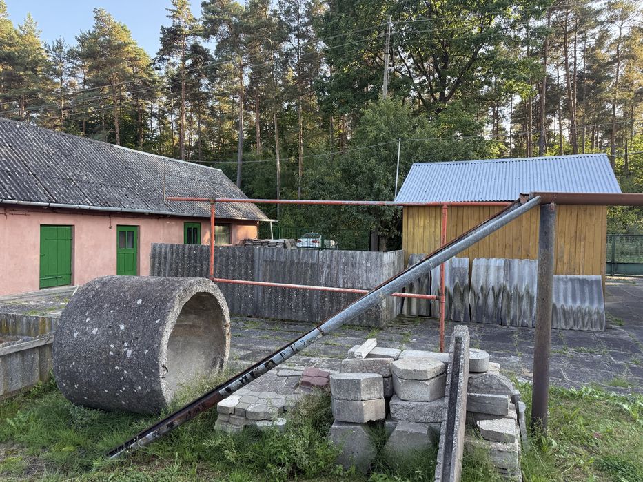 Dom 2 pokoje, kuchnia, łazienka 50m2 z dziwłka 0,62ha