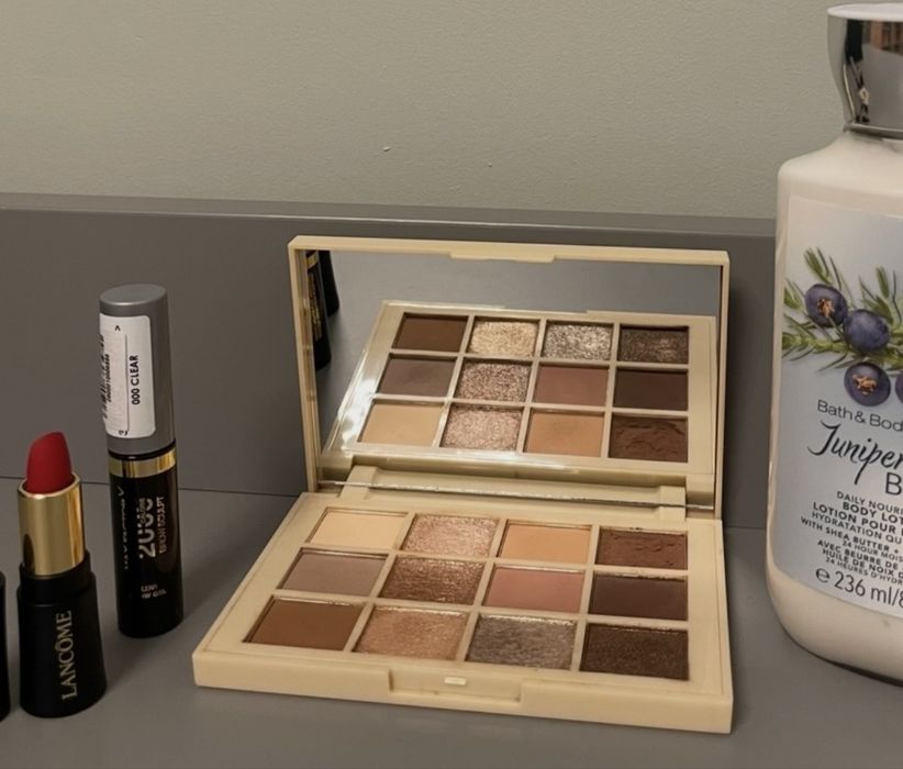 Zestaw kosmetyków + kosmetyczka YSL