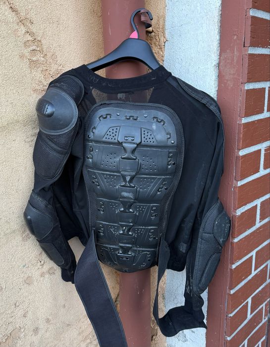 Buzzer na crossa enduro zbroja żółw ochraniacze