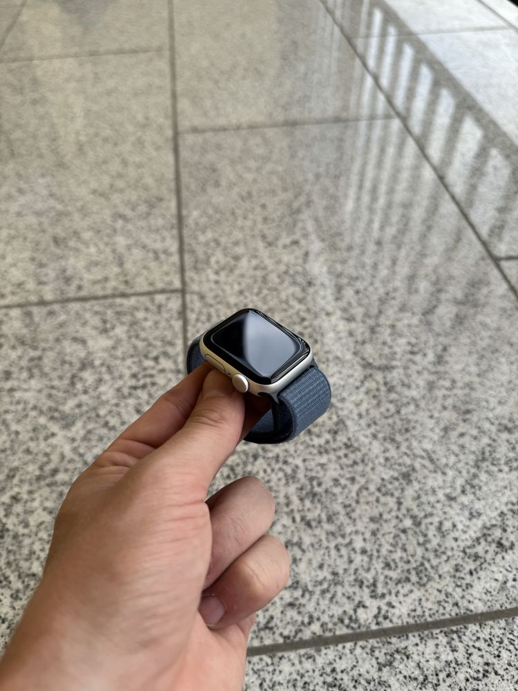 Apple Watch SE 2 40mm, Bateria 92%, Stan Idealny
