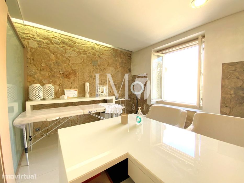 Gabinete com janela (despesas incluídas) - Campo da Vinha, Braga