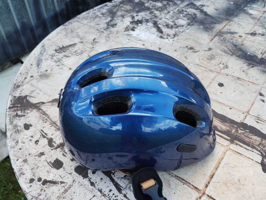 Kask rowerowy dziecięcy firmy ABUS 50-55 cm