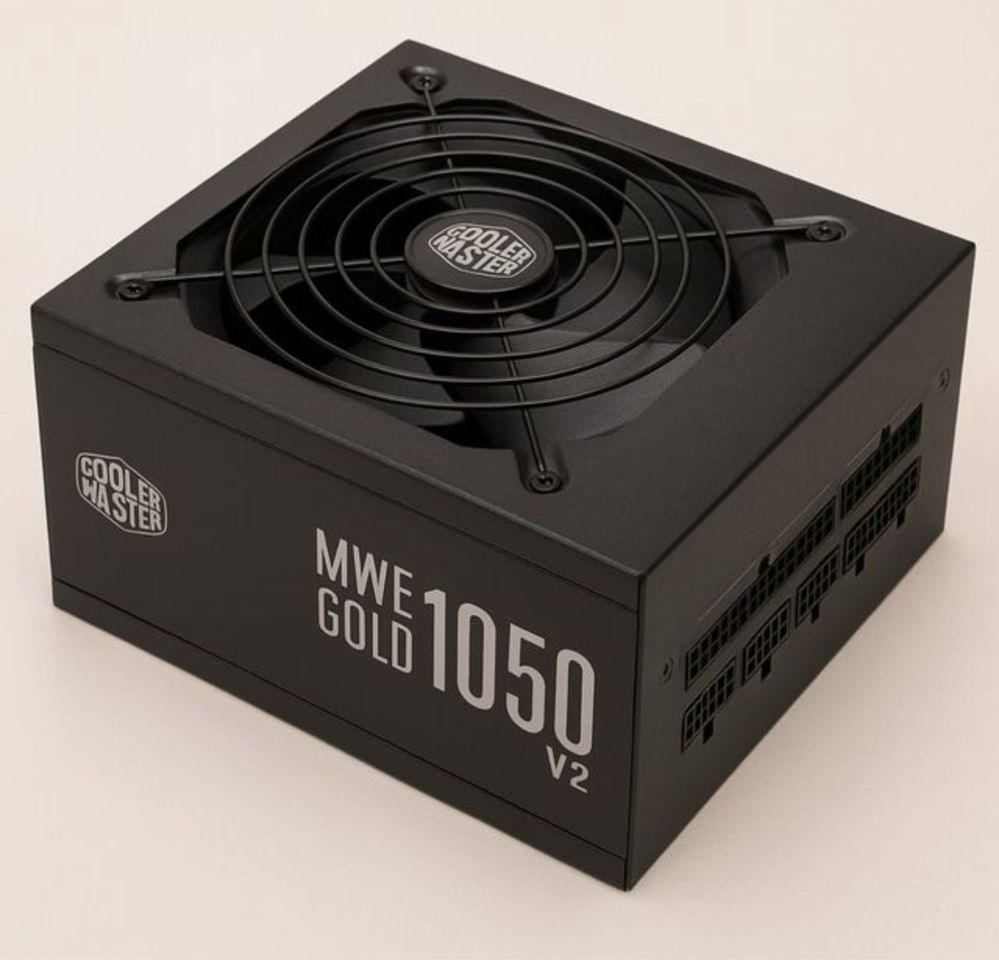 Vendo fonte de alimentaçao cooler master gold 1050w v2