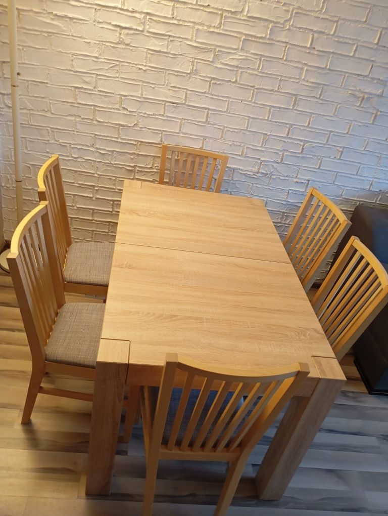 Stół do jadalni plus 6 krzeseł