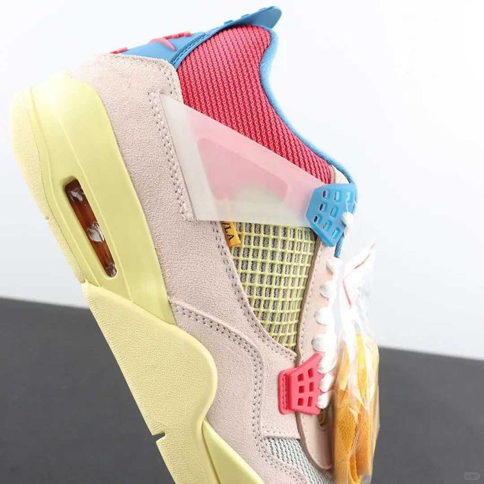 "Buty koszykówki "Air_Jordan_4_retro_sp_guavaice_Roz.41