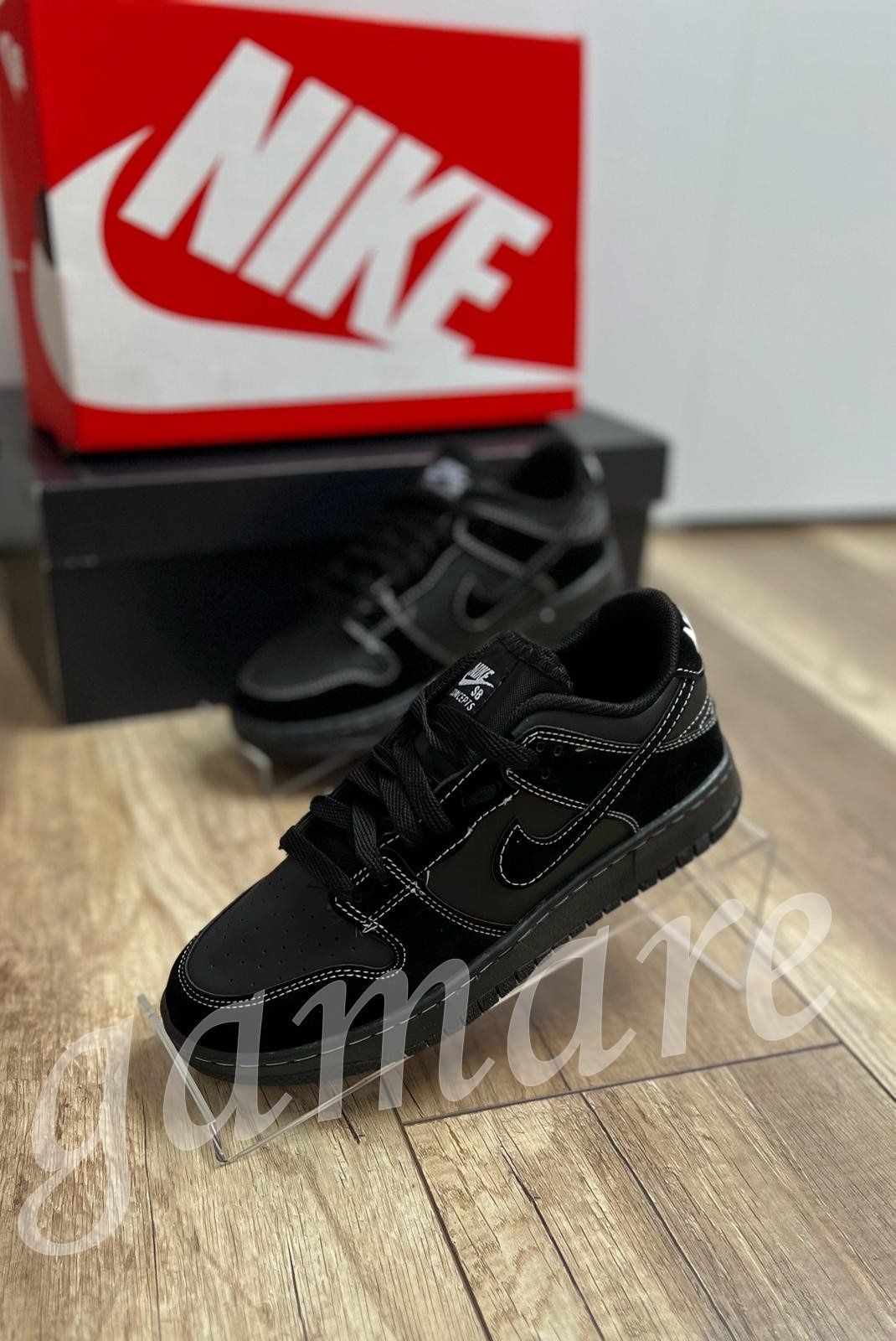 Damskie buty sportowe Nike Dunk czarne nowość hit