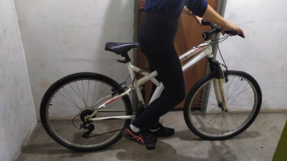 Bicicleta adulto em bom estado