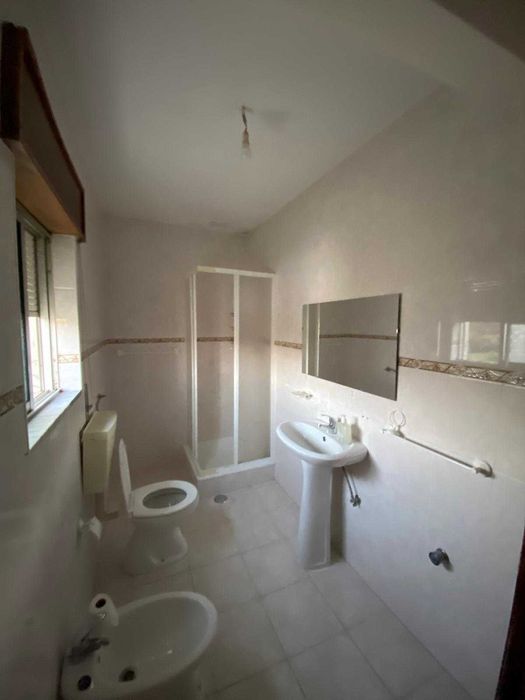 Arrendamento duplex Largo da Amoreira, 4, em Barco/Covilhã