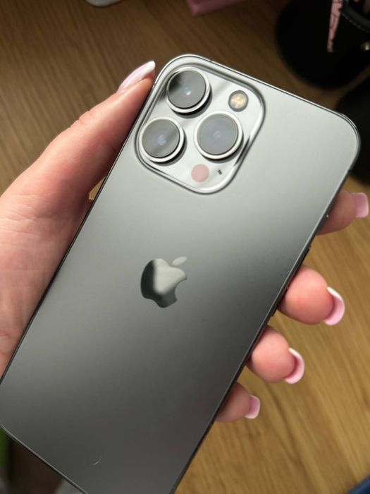 Продаю IPhone 13 pro, 256 GB.