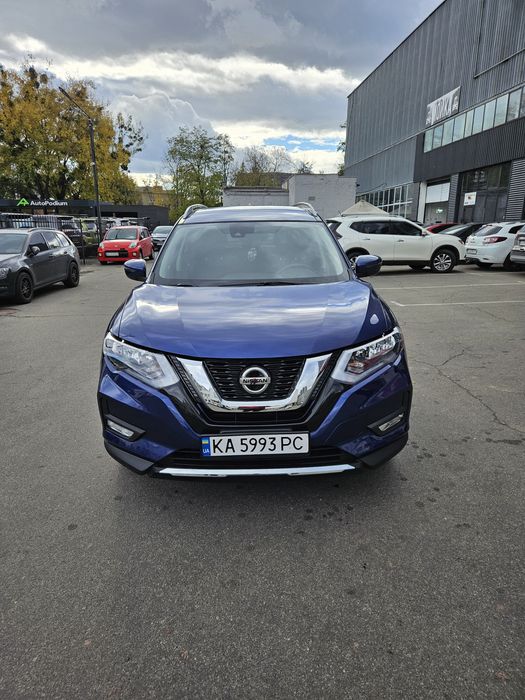 Продам Nissan Rogue