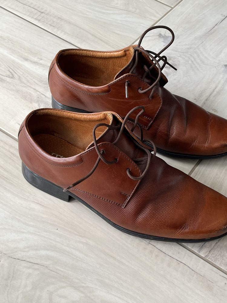 Buty skórzane komunijne  eleganckie