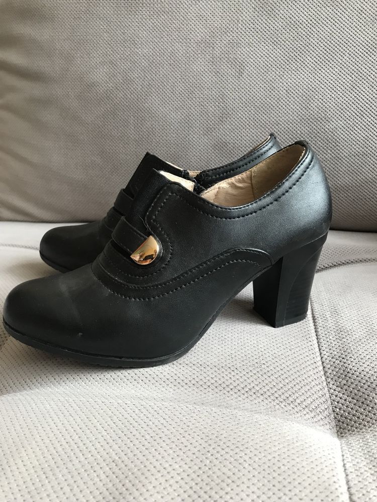 Buty jesienne damskie skórzane 35